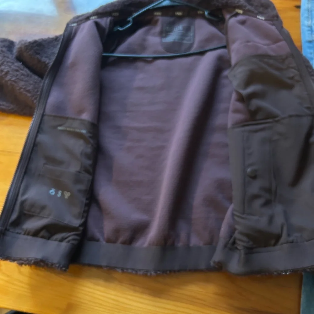 Figs On shift Sherpa Coffee brown jacket Med - Picture 5 of 6